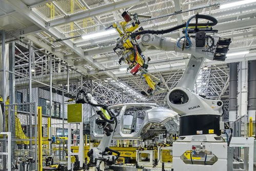 路特斯全球智能工廠武漢竣工，首輛純電智能汽車下線引領(lǐng)產(chǎn)業(yè)革新